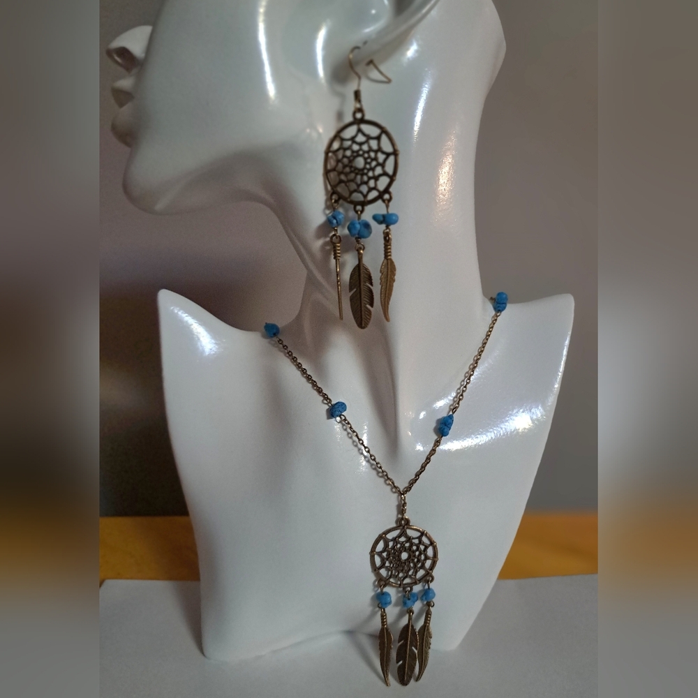 Howlite Turquoise Nugget Dreamcatcher Jewelry Set in Antique Bronze